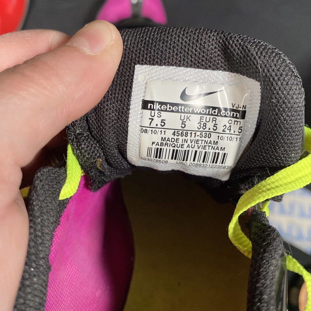 NIKE Zoom Rival S Sprint Track Shoes Womens Size 7.5 purple